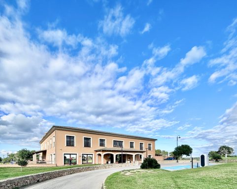 Edificio del Golf Maioris
